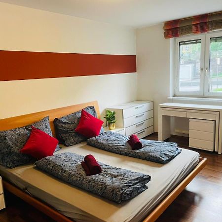 Super Deluxe Apartment - Near U6, U3 In City Center Bécs Kültér fotó