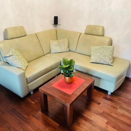 Super Deluxe Apartment - Near U6, U3 In City Center Bécs Kültér fotó